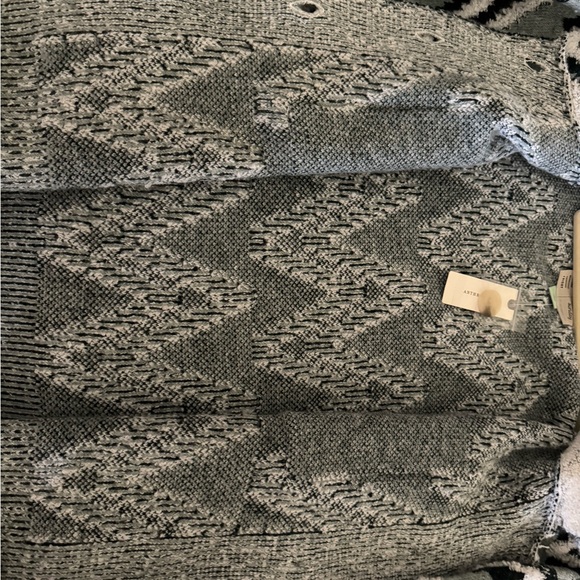 NWT Anthropologie Modern Chevron Print Sweater - Picture 5 of 7